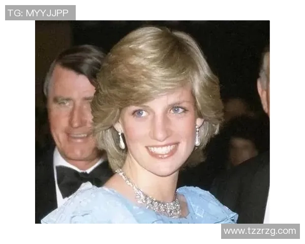 戴安娜王妃与足球明星的浪漫故事揭示了爱情与荣耀的交织与挑战