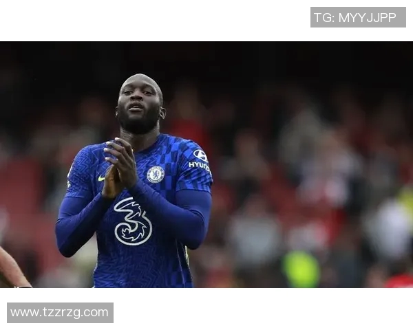 最近足球明星动态盘点及热门转会消息分析