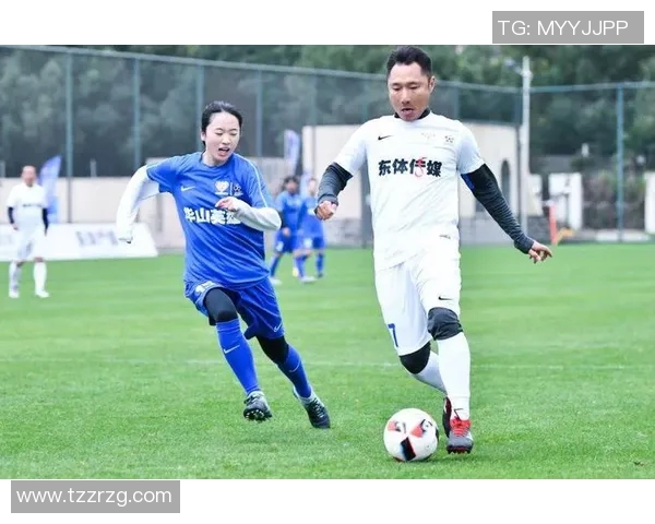 胡云峰足球明星的真实身份揭秘及其在足球界的成就分析 胡云峰足球明星的真实身份揭秘及其在足球界的成就分析