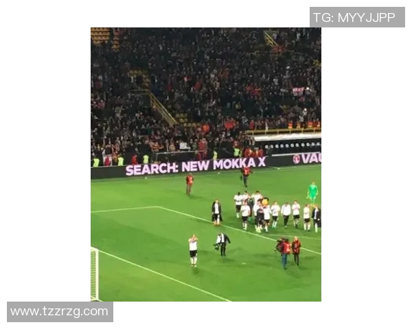 德国足球传奇人物排名及其辉煌历史成就回顾 德国足球传奇人物排名及其辉煌历史成就回顾